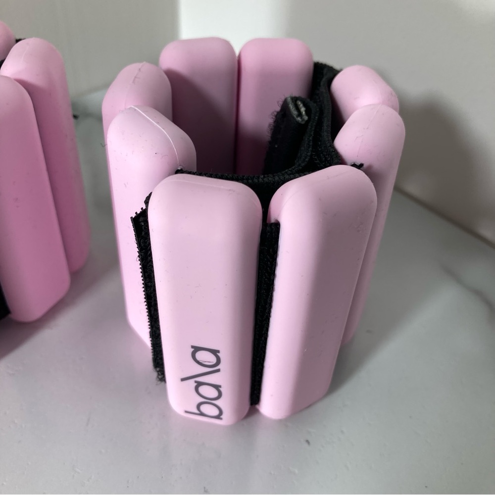 Bala Pink Wearable Ankle & Wrist Weights with Black Mesh Pouch Original Release - Picture 5 of 8